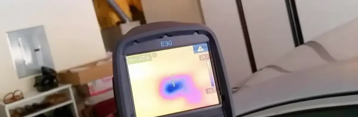 mold inspection using thermal imaging technology to detect moisture and hidden mold in a home in Chicago, IL